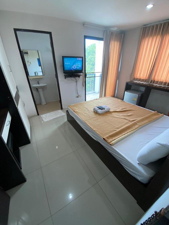 Отель Noble U-House Chiangmai Чиангмай Экстерьер фото